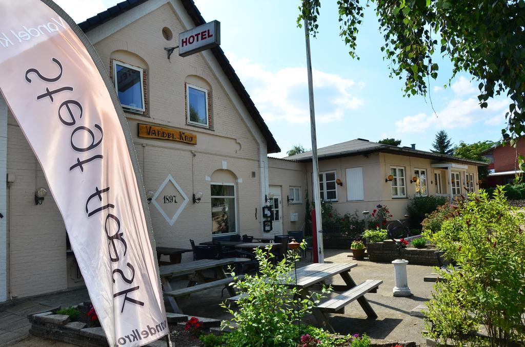 Vandel Hotel - Bed & Breakfast Billund Bagian luar foto