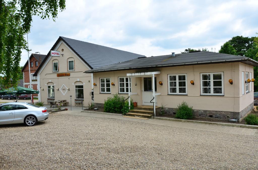 Vandel Hotel - Bed & Breakfast Billund Bagian luar foto